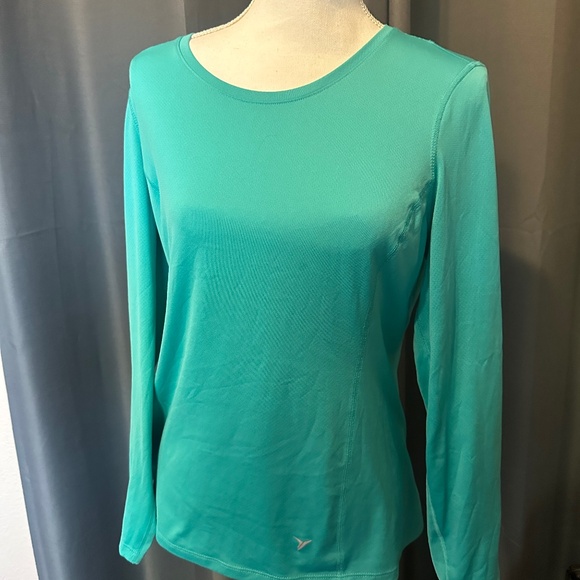 Old Navy Tops - 🩷 Old Navy teal workout top Medium